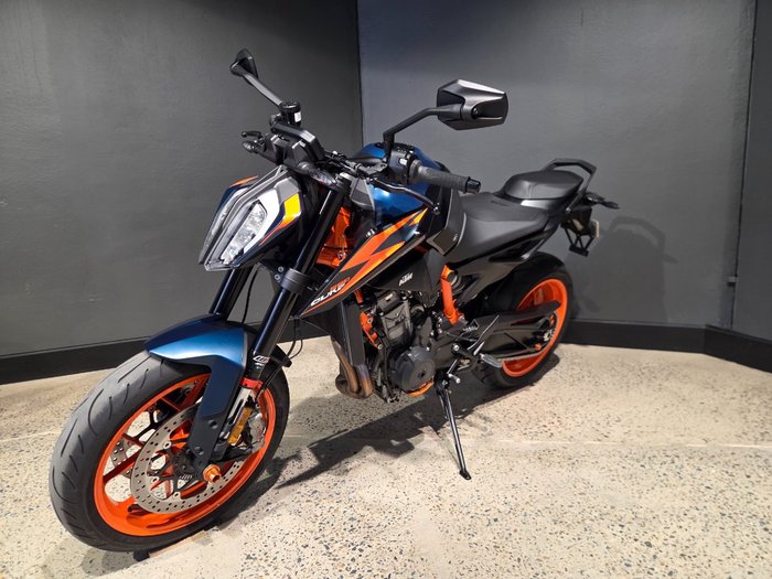 2024 Ktm 890 DUKE ORANGE