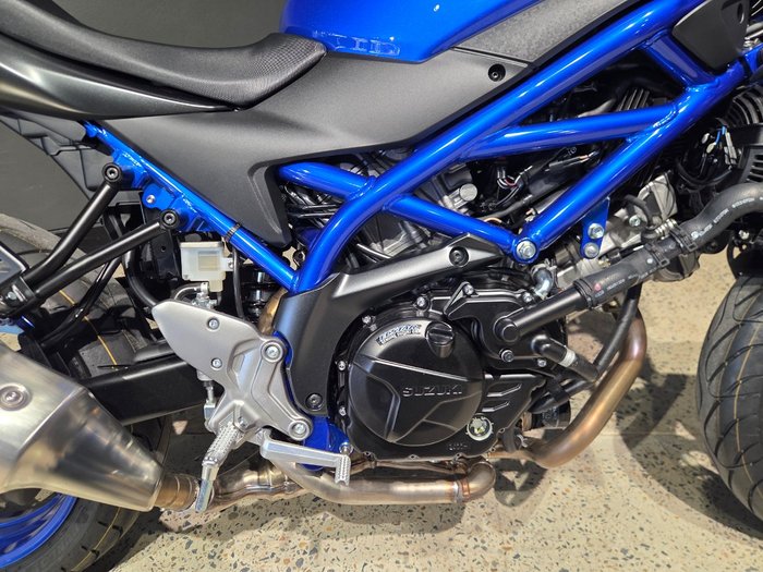 2025 Suzuki SV650 BLUE