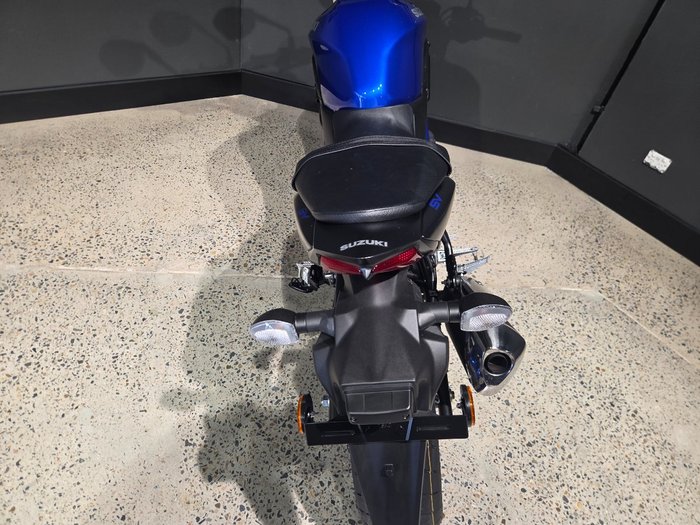 2025 Suzuki SV650 BLUE