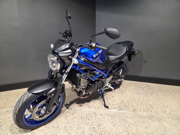 2025 Suzuki SV650 BLUE