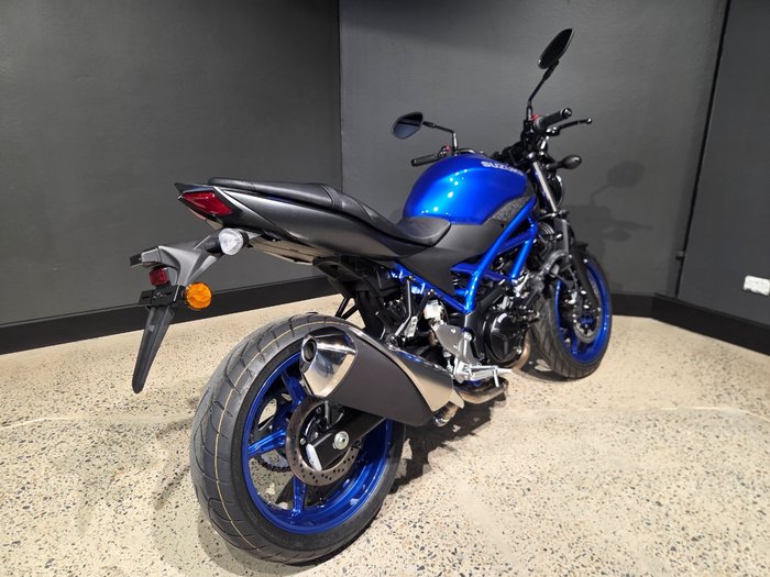 2025 Suzuki SV650 BLUE