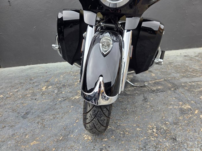 2017 Indian CHIEF CLASSIC BLACK