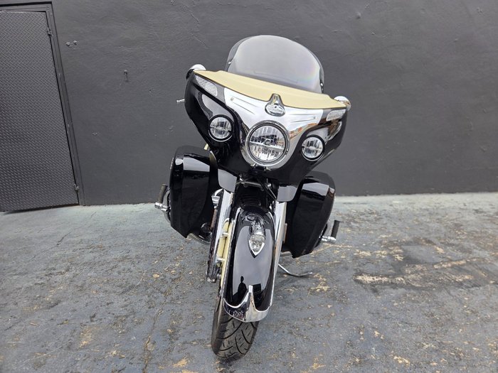 2017 Indian CHIEF CLASSIC BLACK