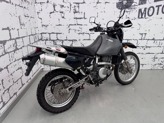 2018 Suzuki DR650SE DR Black