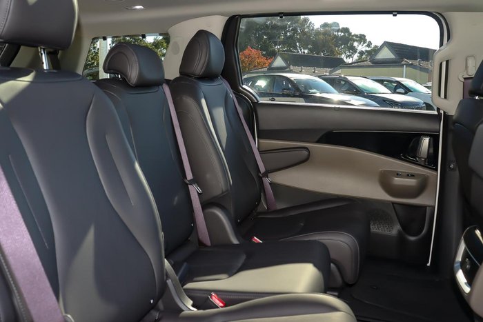 2025 Kia Carnival GT-Line HEV