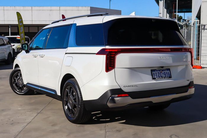 2025 Kia Carnival GT-Line HEV