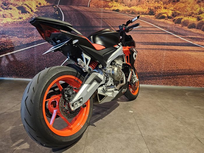2022 Aprilia Tuono 660 LAMS Tuono Black