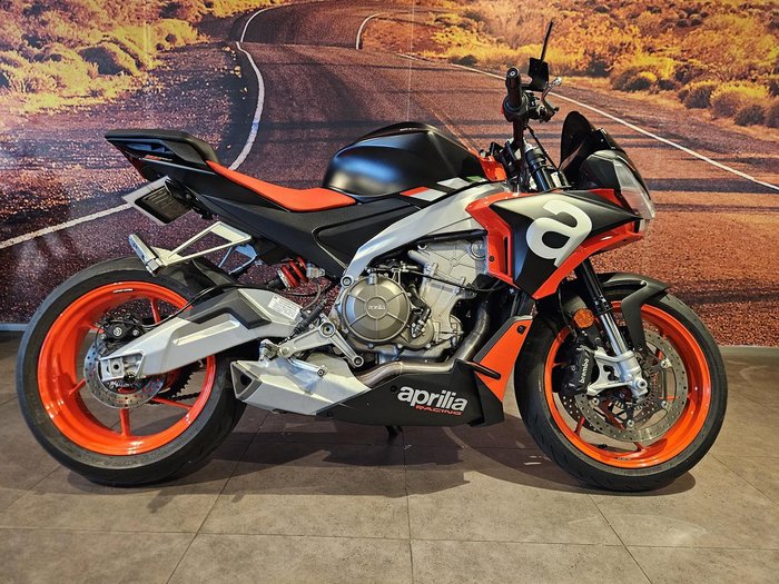2022 Aprilia Tuono 660 LAMS Tuono Black