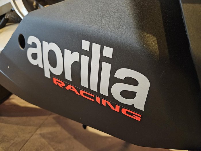 2022 Aprilia Tuono 660 LAMS Tuono Black
