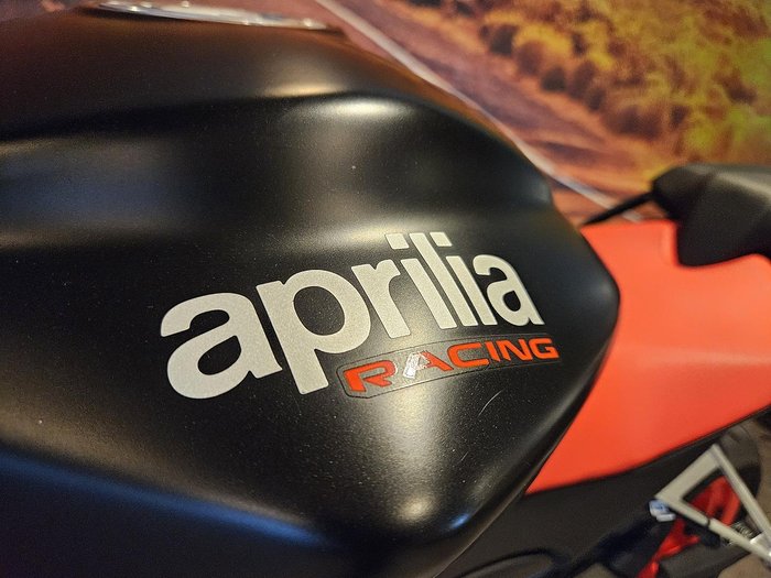 2022 Aprilia Tuono 660 LAMS Tuono Black
