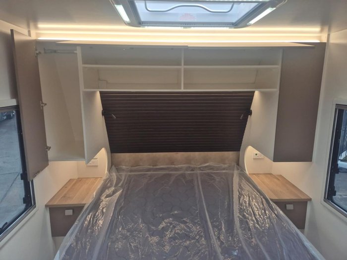 2025 New Age Caravans Manta Ray Mr16er