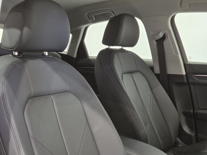 2024 Audi Q3 35 TFSI S line