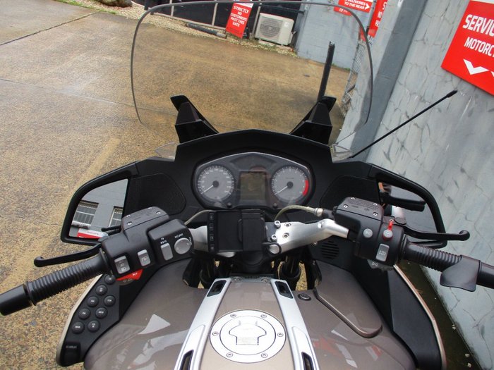 2009 BMW Motorrad R1200 RT BEIGE