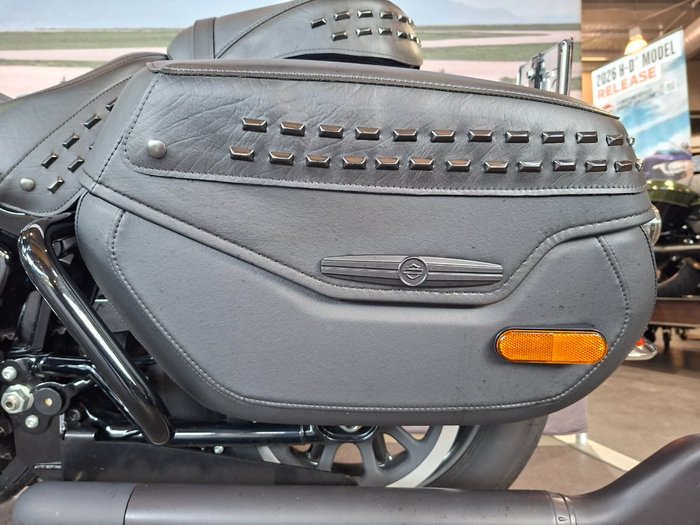 2025 HARLEY-DAVIDSON FLHC HERITAGE CLASSIC (117)