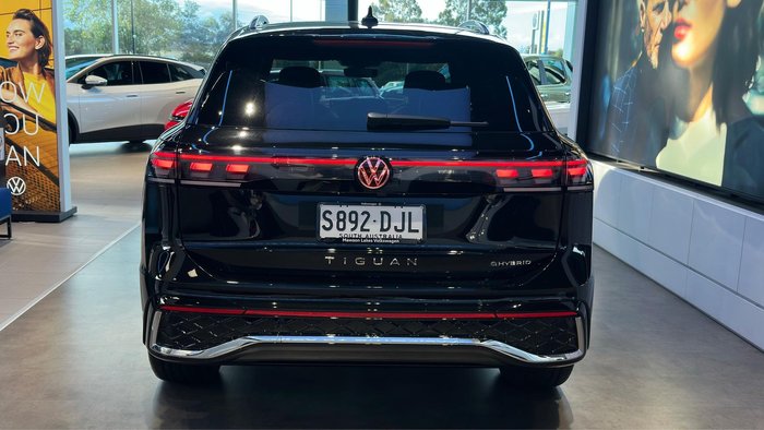 2026 Volkswagen Tiguan 200TSI eHybrid R-Line