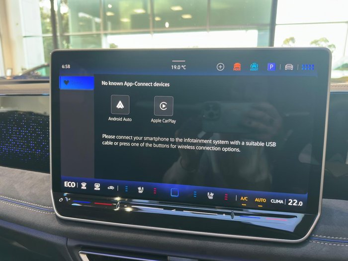 2026 Volkswagen Tiguan 200TSI eHybrid R-Line