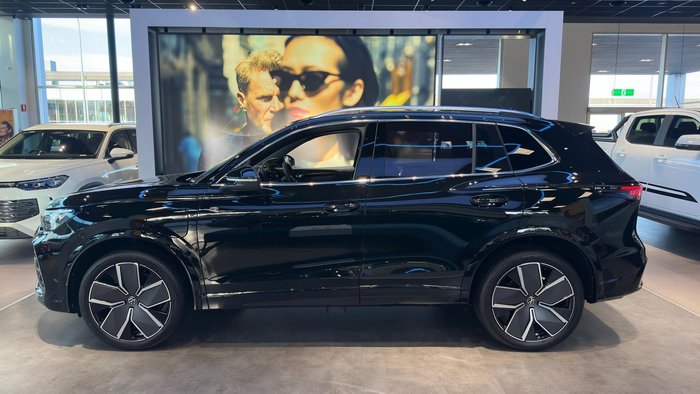 2026 Volkswagen Tiguan 200TSI eHybrid R-Line