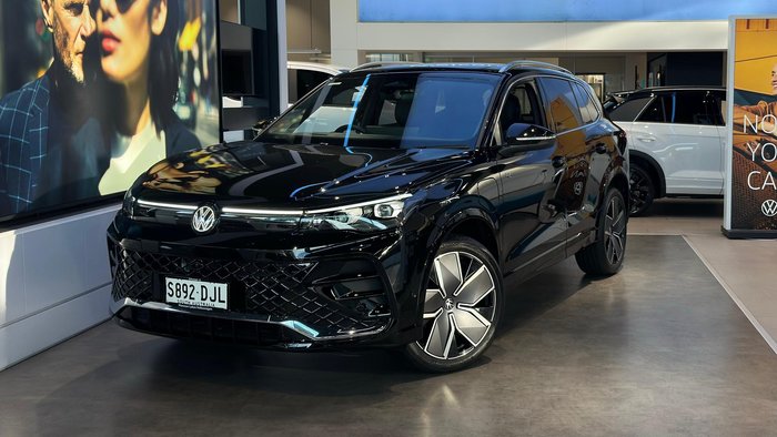2026 Volkswagen Tiguan 200TSI eHybrid R-Line
