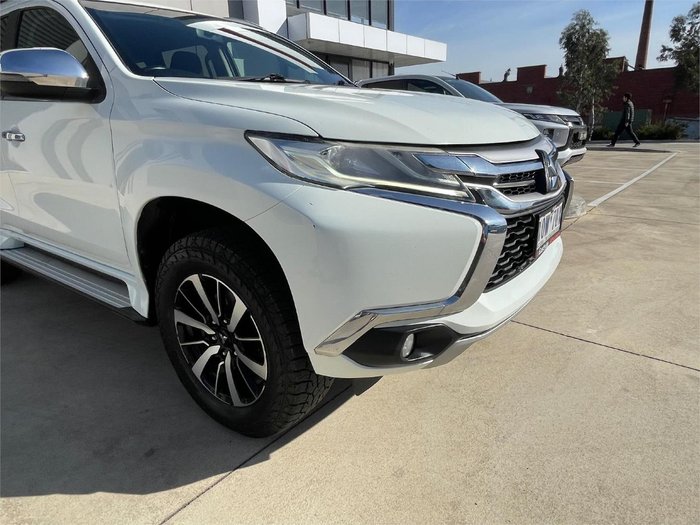 2017 Mitsubishi Pajero Sport GLX