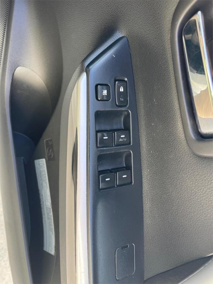 2017 Mitsubishi Pajero Sport GLX