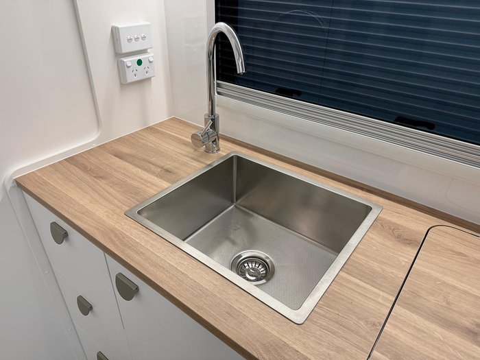 2026 Traveller Destination Track 13 Single Beds My26