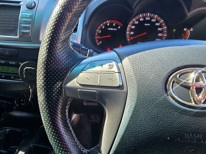 2013 Toyota Hilux SR5