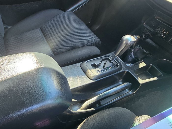 2013 Toyota Hilux SR5