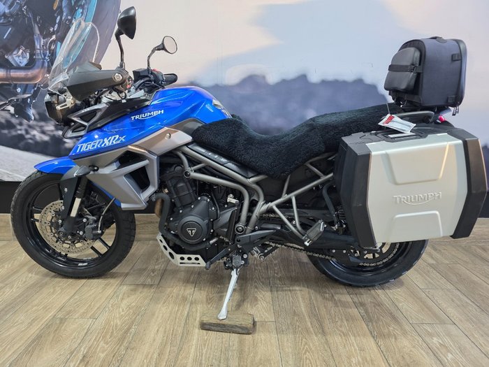 2016 Triumph TIGER 800 XRx LOW BLUE