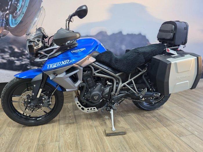 2016 Triumph TIGER 800 XRx LOW BLUE