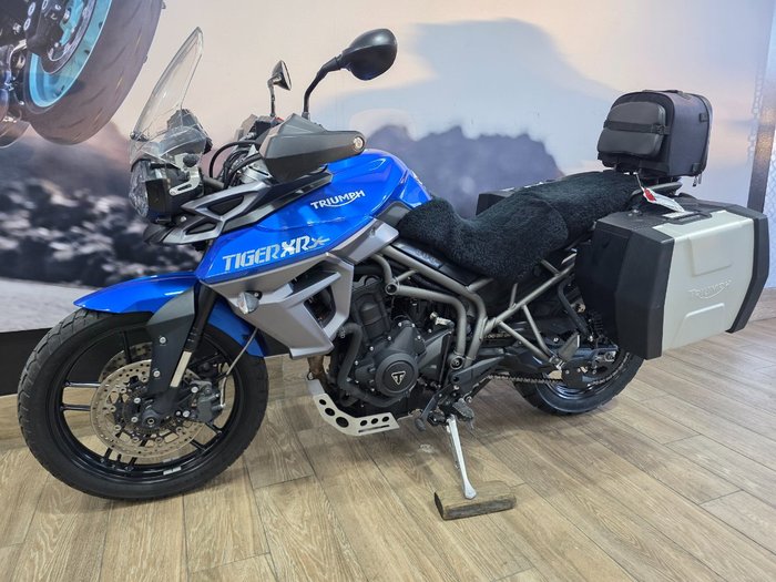 2016 Triumph TIGER 800 XRx LOW BLUE