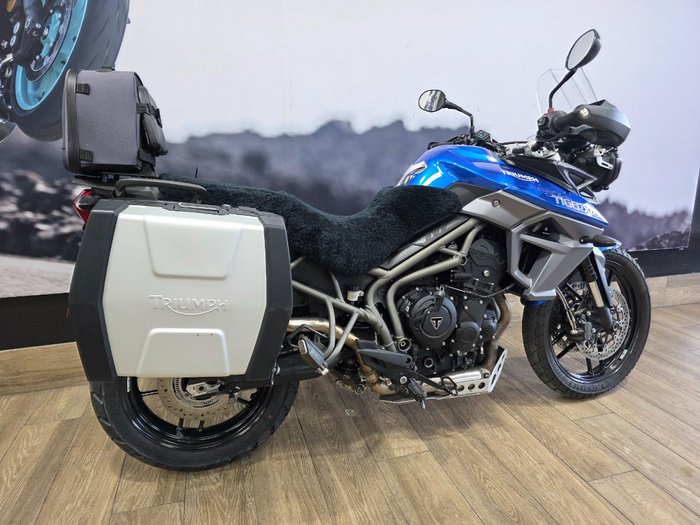 2016 Triumph TIGER 800 XRx LOW BLUE