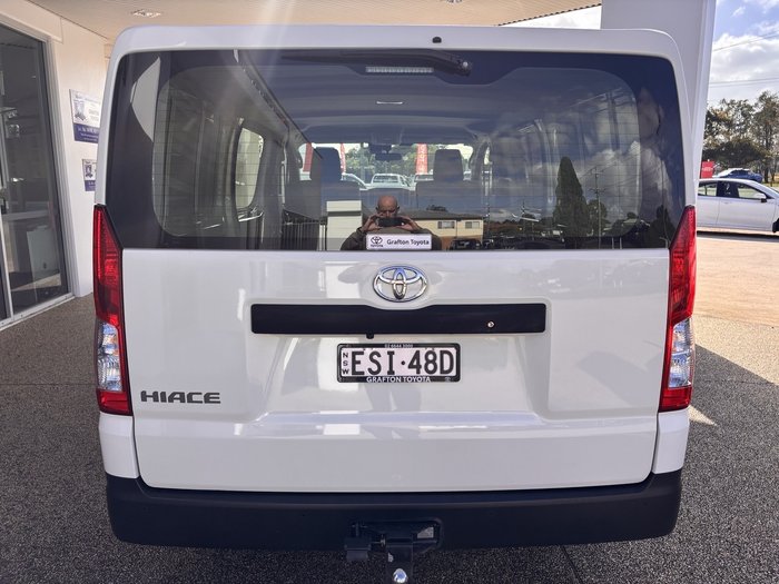 2022 Toyota HiAce LWB