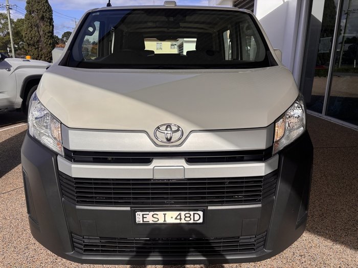 2022 Toyota HiAce LWB