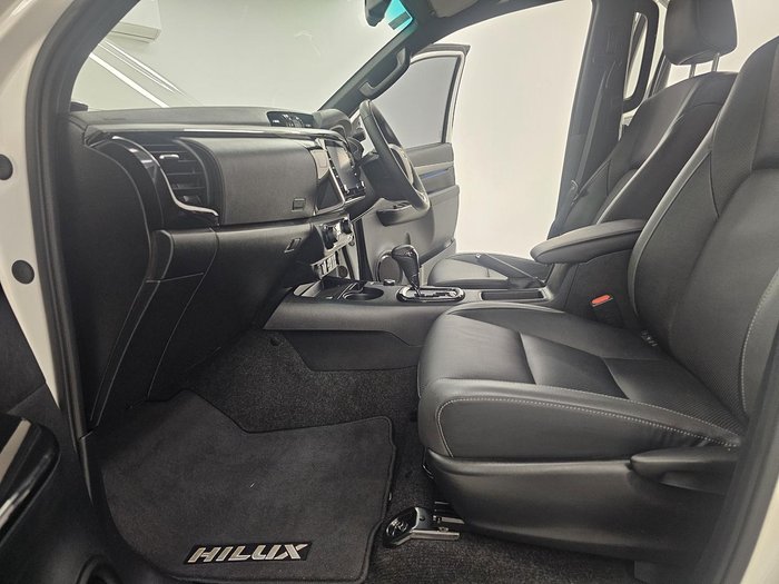 2024 Toyota Hilux Rogue 48V GUN126R 4X4 Dual Range Glacier White