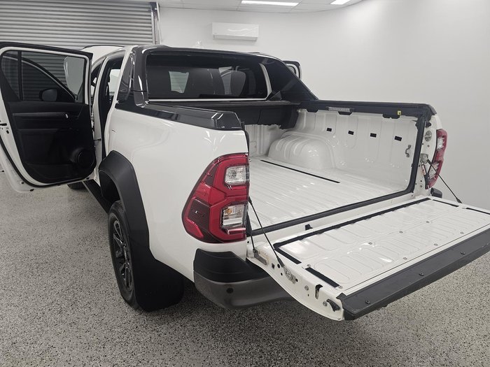2024 Toyota Hilux Rogue 48V GUN126R 4X4 Dual Range Glacier White