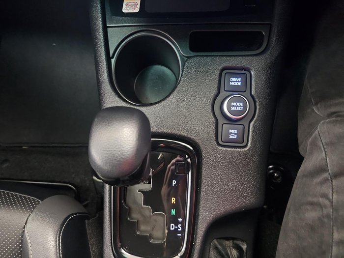 2024 Toyota Hilux Rogue 48V GUN126R 4X4 Dual Range Glacier White