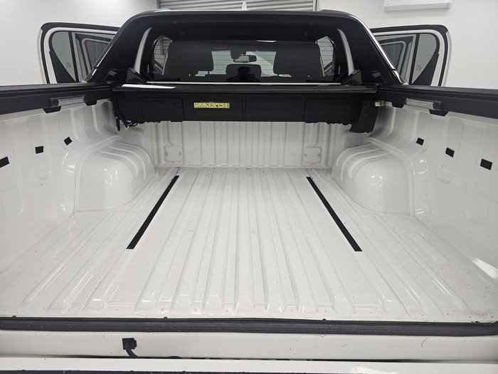 2024 Toyota Hilux Rogue 48V GUN126R 4X4 Dual Range Glacier White