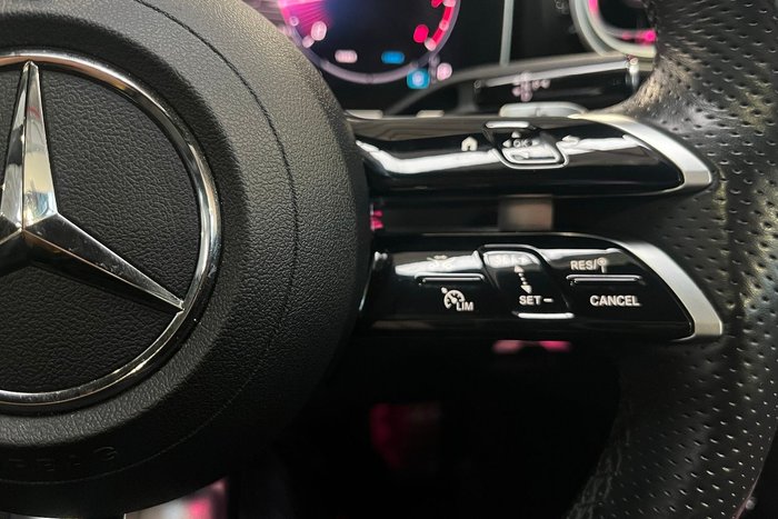 2025 Mercedes-Benz C-Class C200