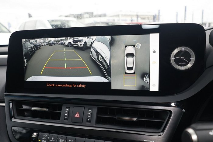 2023 Lexus ES ES300h F Sport