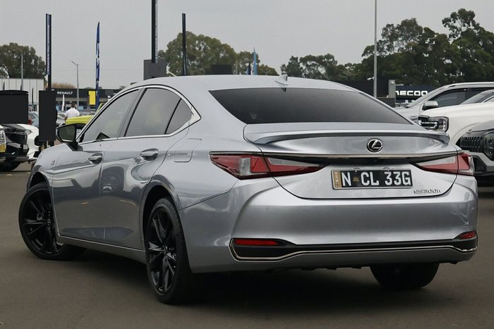 2023 Lexus ES ES300h F Sport