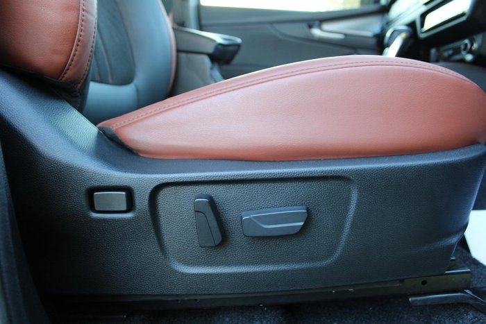 2025 Mazda BT-50 SP