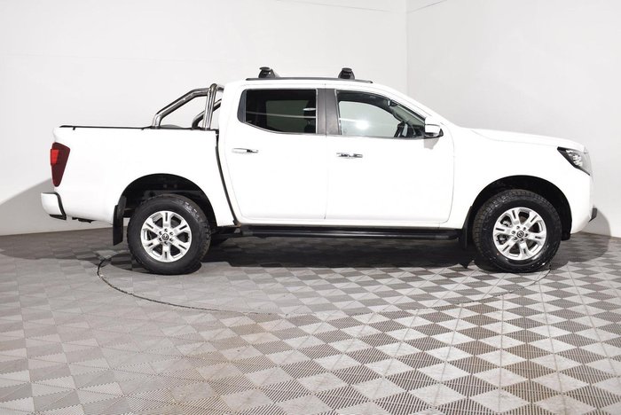 2021 Nissan Navara ST