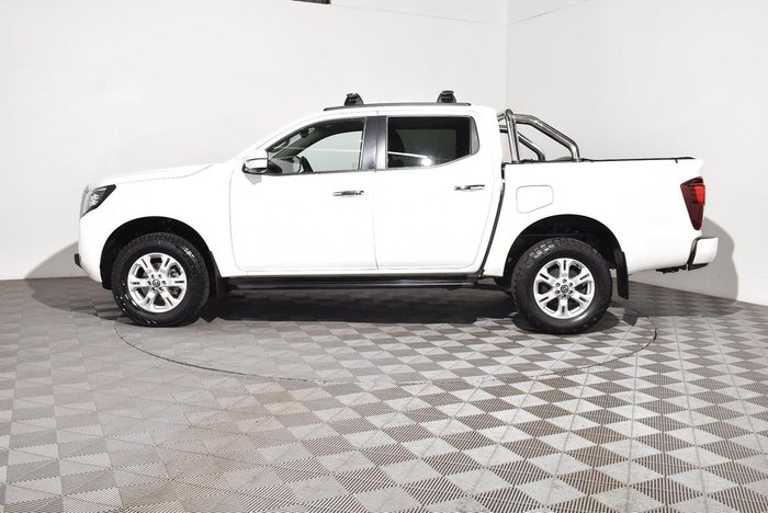 2021 Nissan Navara ST