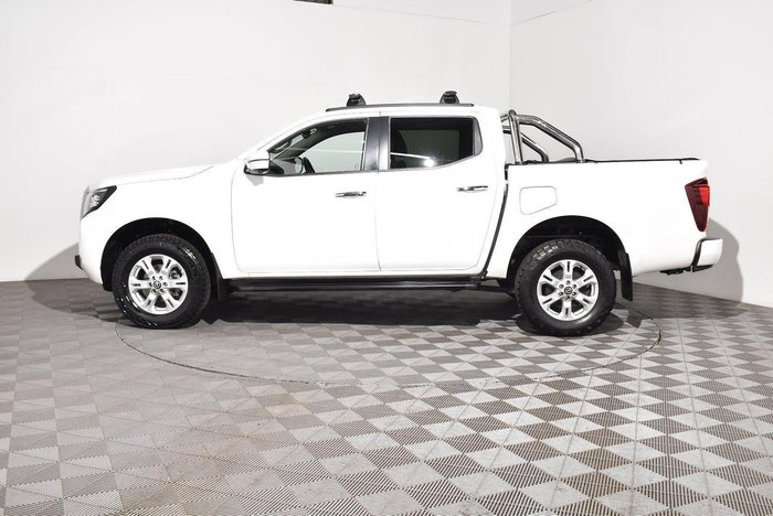 2021 Nissan Navara ST