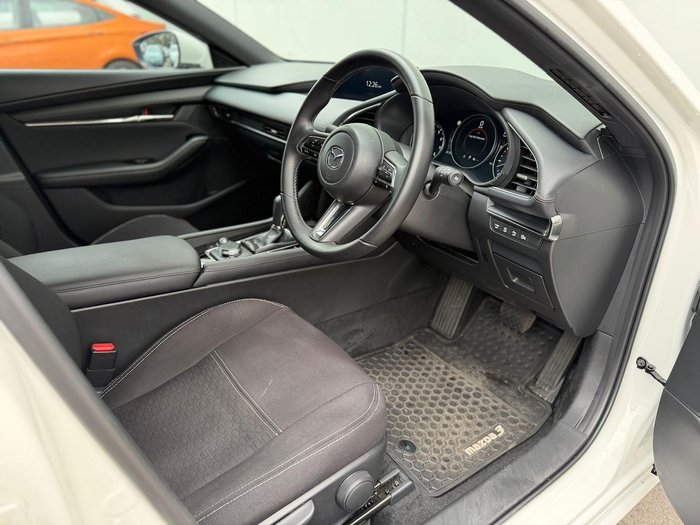 2025 Mazda 3 G20 Evolve
