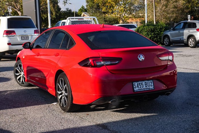 2018 Holden Commodore RS