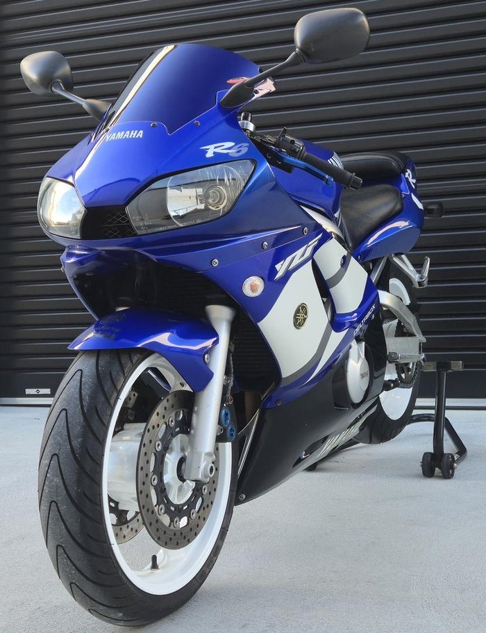 2000 Yamaha YZF-R6 R6