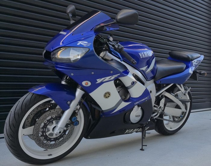 2000 Yamaha YZF-R6 R6