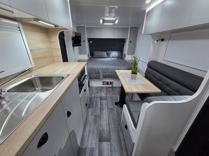 2026 Safari Caravans Oasis206
