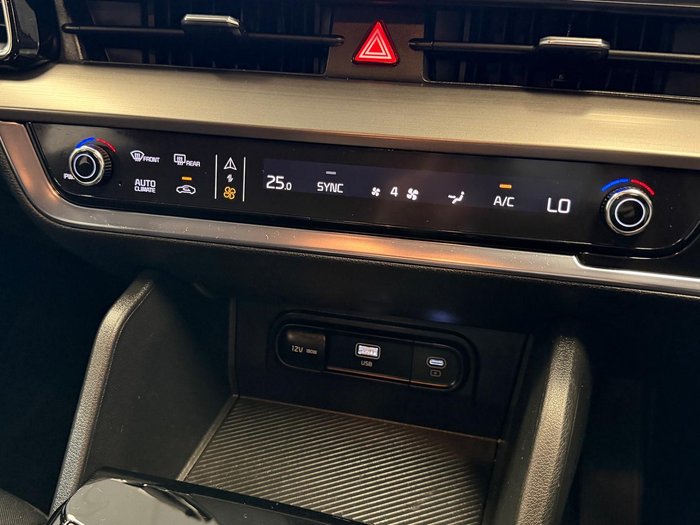 2025 Kia Sportage SX